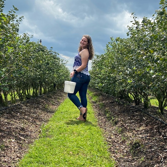 Meet your Posher, Marisa - Picture 7 of 8